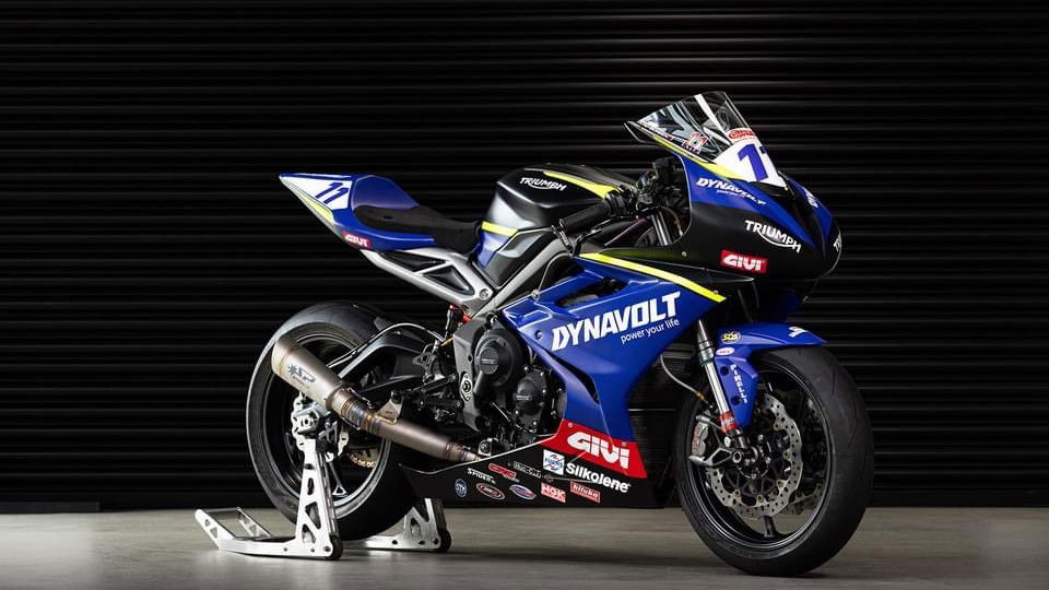 Dynavolt Triumph Street Triple 765 RS 2021 British Supersport bike unveiled